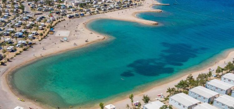 Cosa vedere in Croazia in auto? Le isole più belle della Croazia. Campeggi in Croazia. Parcheggio in Croazia. Traghetti in Croazia. Cosa vedere in Croazia in auto? Le isole più belle della Croazia. Campeggi in Croazia. Parcheggio in Croazia. Traghetti in Croazia.